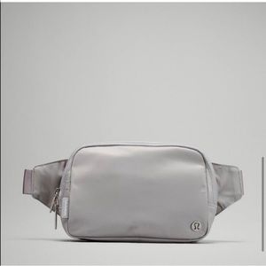 NWT Lululemon Everywhere Belt Bag